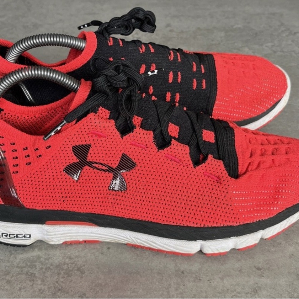 Under Armour Speedfoam Slingshot trainers
